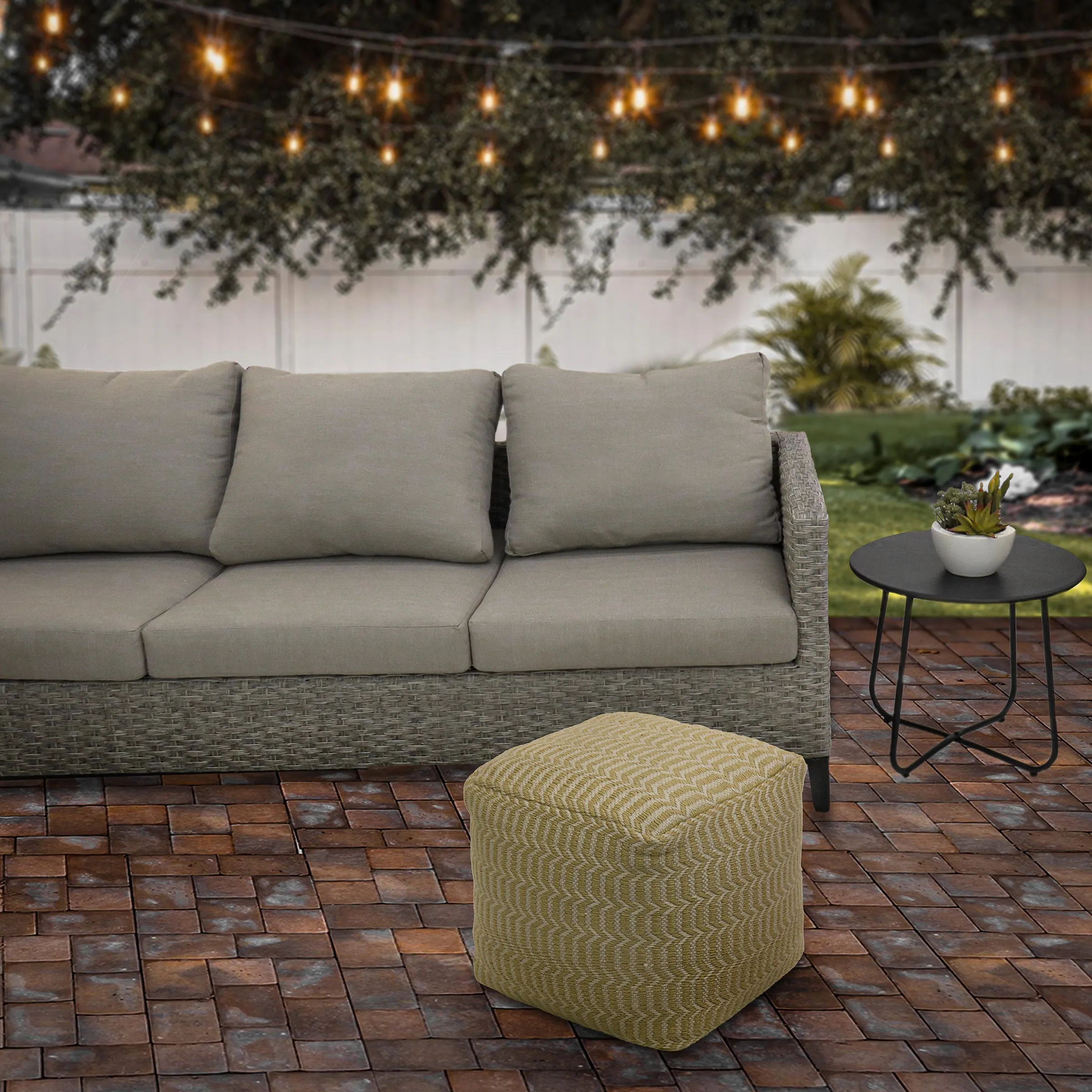 16" Hand Woven Pouf Ottoman, Sand